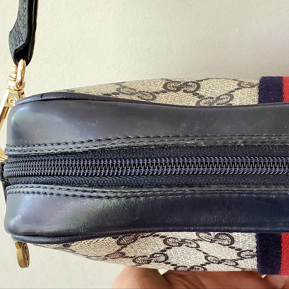 Gucci Navy and Red Crossbody Bag - Picture 12 of 13